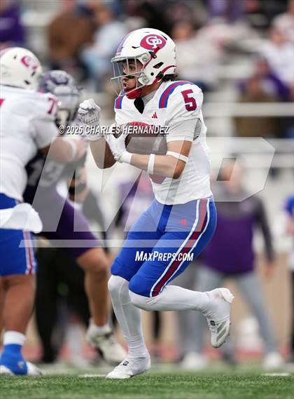 Thumbnail 1 in Boerne vs. Gregory-Portland (UIL 5A D2 Football Regional) photogallery.