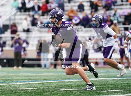 Thumbnail 3 in Boerne vs. Gregory-Portland (UIL 5A D2 Football Regional) photogallery.