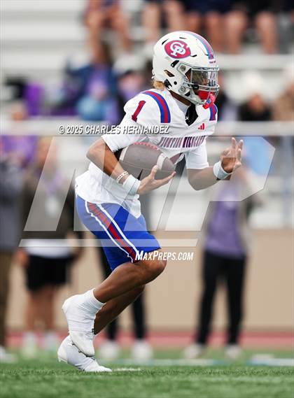 Thumbnail 3 in Boerne vs. Gregory-Portland (UIL 5A D2 Football Regional) photogallery.