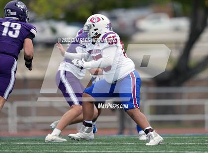 Thumbnail 3 in Boerne vs. Gregory-Portland (UIL 5A D2 Football Regional) photogallery.