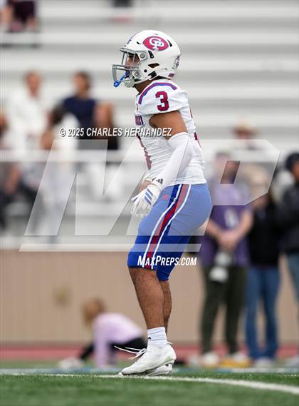 Thumbnail 2 in Boerne vs. Gregory-Portland (UIL 5A D2 Football Regional) photogallery.
