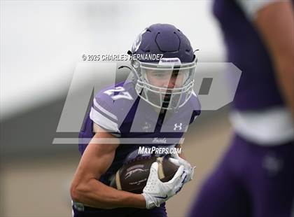 Thumbnail 1 in Boerne vs. Gregory-Portland (UIL 5A D2 Football Regional) photogallery.