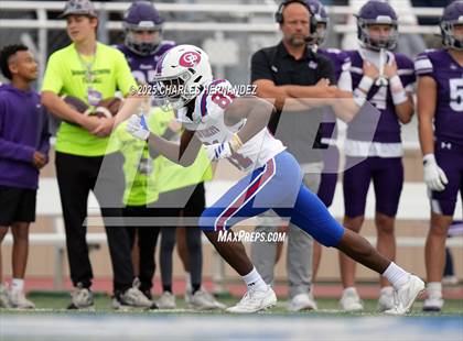 Thumbnail 1 in Boerne vs. Gregory-Portland (UIL 5A D2 Football Regional) photogallery.