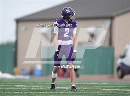 Thumbnail 1 in Boerne vs. Gregory-Portland (UIL 5A D2 Football Regional) photogallery.
