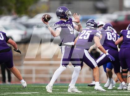 Thumbnail 3 in Boerne vs. Gregory-Portland (UIL 5A D2 Football Regional) photogallery.