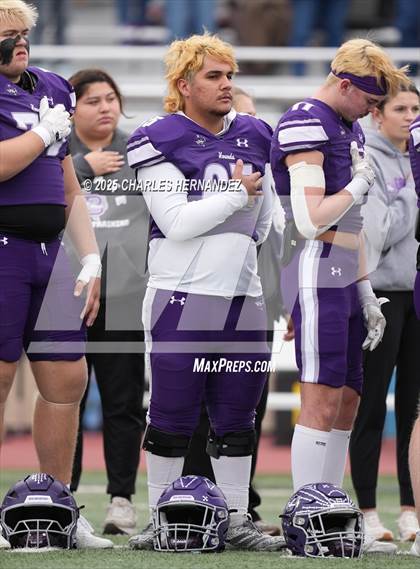 Thumbnail 2 in Boerne vs. Gregory-Portland (UIL 5A D2 Football Regional) photogallery.