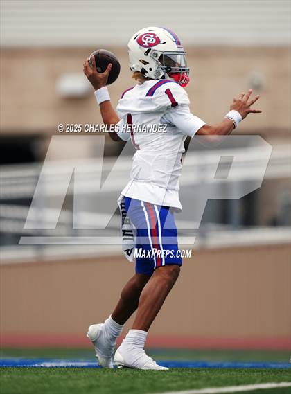 Thumbnail 2 in Boerne vs. Gregory-Portland (UIL 5A D2 Football Regional) photogallery.