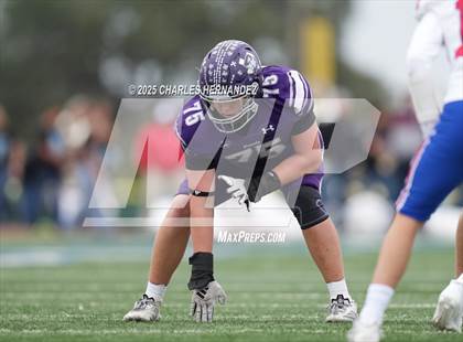 Thumbnail 3 in Boerne vs. Gregory-Portland (UIL 5A D2 Football Regional) photogallery.