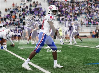 Thumbnail 1 in Boerne vs. Gregory-Portland (UIL 5A D2 Football Regional) photogallery.