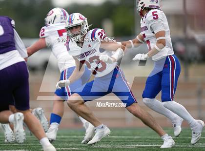 Thumbnail 1 in Boerne vs. Gregory-Portland (UIL 5A D2 Football Regional) photogallery.