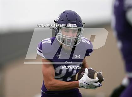 Thumbnail 3 in Boerne vs. Gregory-Portland (UIL 5A D2 Football Regional) photogallery.