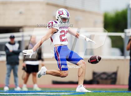 Thumbnail 3 in Boerne vs. Gregory-Portland (UIL 5A D2 Football Regional) photogallery.