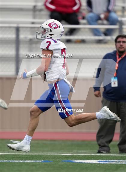 Thumbnail 3 in Boerne vs. Gregory-Portland (UIL 5A D2 Football Regional) photogallery.
