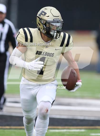 Thumbnail 2 in Palmer vs Gunter (UIL Class 3A Division II Regional Semifinal) photogallery.