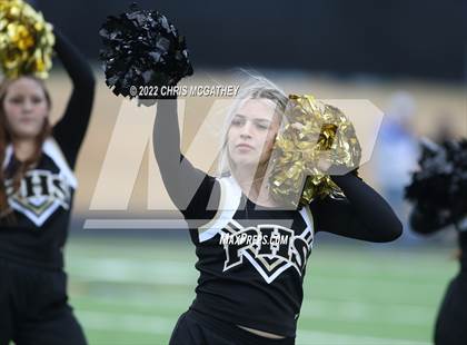 Thumbnail 1 in Palmer vs Gunter (UIL Class 3A Division II Regional Semifinal) photogallery.
