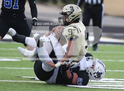 Thumbnail 1 in Palmer vs Gunter (UIL Class 3A Division II Regional Semifinal) photogallery.