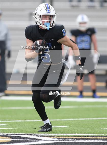 Thumbnail 3 in Palmer vs Gunter (UIL Class 3A Division II Regional Semifinal) photogallery.