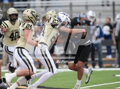 Thumbnail 2 in Palmer vs Gunter (UIL Class 3A Division II Regional Semifinal) photogallery.