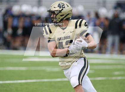 Thumbnail 2 in Palmer vs Gunter (UIL Class 3A Division II Regional Semifinal) photogallery.