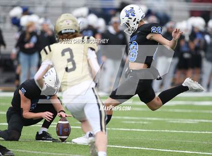 Thumbnail 1 in Palmer vs Gunter (UIL Class 3A Division II Regional Semifinal) photogallery.