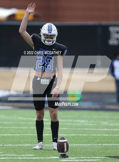 Thumbnail 3 in Palmer vs Gunter (UIL Class 3A Division II Regional Semifinal) photogallery.