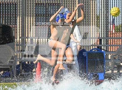 Thumbnail 2 in La Jolla Country Day vs High Tech (CIF SDS DIV.3) photogallery.