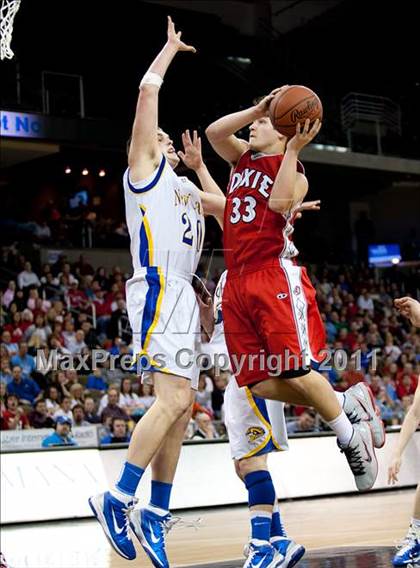 Thumbnail 1 in Newport Central Catholic vs Dixie (KHSAA Ninth Region Championship) photogallery.