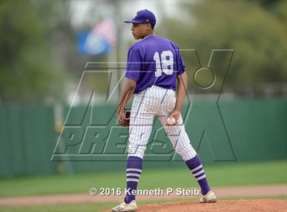 Thumbnail 2 in Opelousas Catholic vs. Dunham (ACHS Tournament) photogallery.