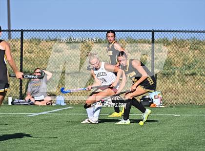 Thumbnail 2 in Arapahoe vs Dakota Ridge  photogallery.
