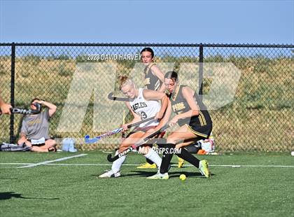 Thumbnail 1 in Arapahoe vs Dakota Ridge  photogallery.