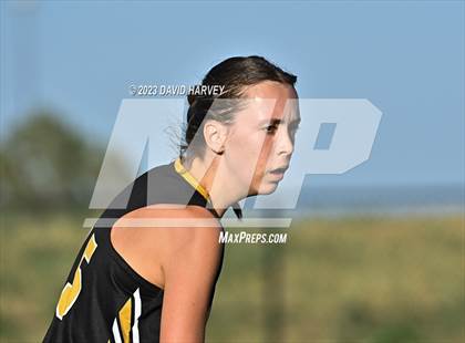 Thumbnail 3 in Arapahoe vs Dakota Ridge  photogallery.