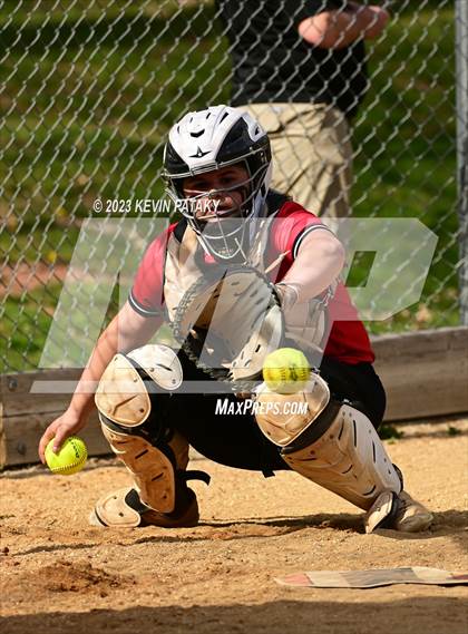 Thumbnail 3 in Guilford @ Sacred Heart Academy photogallery.