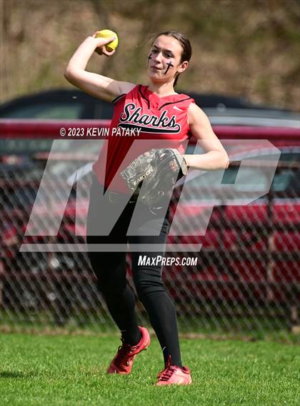 Thumbnail 3 in Guilford @ Sacred Heart Academy photogallery.
