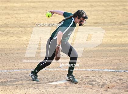 Thumbnail 3 in Guilford @ Sacred Heart Academy photogallery.