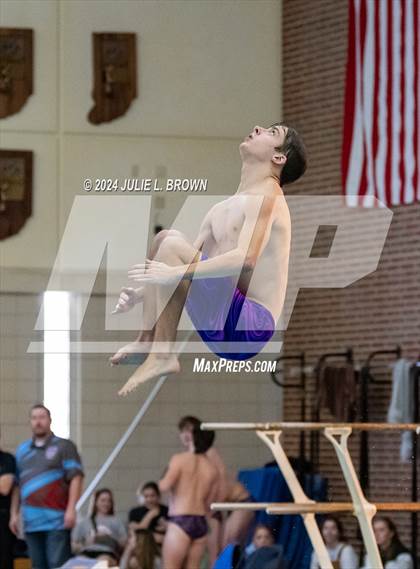 Thumbnail 2 in IHSAA Section 9 (1 Meter Diving Finals) photogallery.