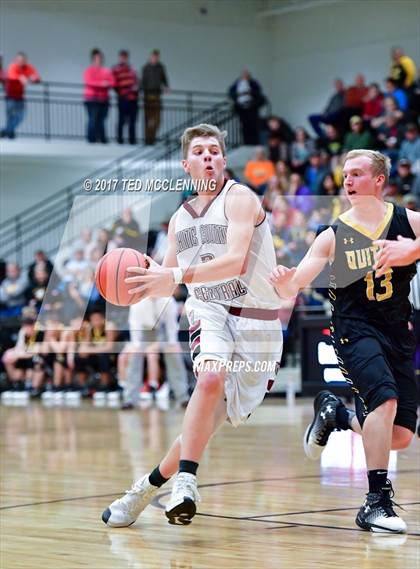 Thumbnail 3 in Quitman vs. White County Central (AAA 2A District Playoff) photogallery.