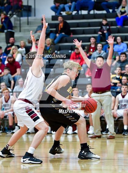 Thumbnail 1 in Quitman vs. White County Central (AAA 2A District Playoff) photogallery.