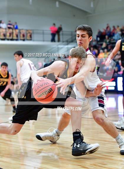 Thumbnail 1 in Quitman vs. White County Central (AAA 2A District Playoff) photogallery.