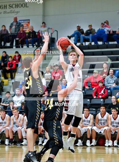 Thumbnail 3 in Quitman vs. White County Central (AAA 2A District Playoff) photogallery.