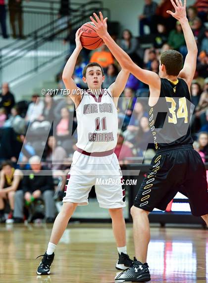 Thumbnail 2 in Quitman vs. White County Central (AAA 2A District Playoff) photogallery.