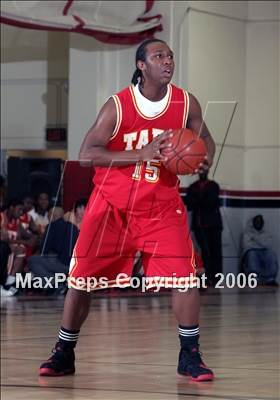Thumbnail 2 in Taft vs. Artesia (California Hoops Challenge) photogallery.