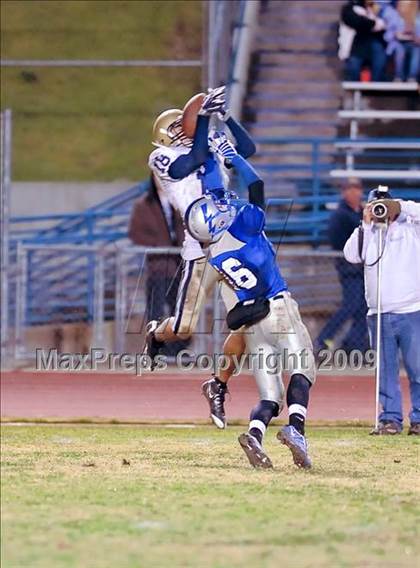 Thumbnail 3 in Elk Grove @ Rocklin (CIF SJS D2 Playoffs) photogallery.
