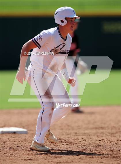 Thumbnail 1 in New Home vs. D'Hanis (UIL 1A Final) photogallery.