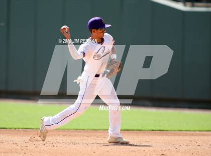 Thumbnail 2 in New Home vs. D'Hanis (UIL 1A Final) photogallery.