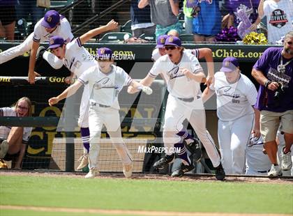 Thumbnail 2 in New Home vs. D'Hanis (UIL 1A Final) photogallery.