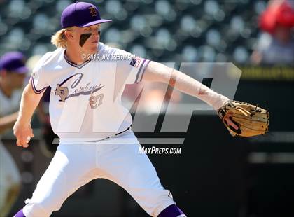 Thumbnail 2 in New Home vs. D'Hanis (UIL 1A Final) photogallery.