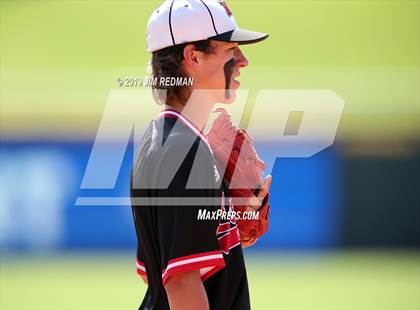 Thumbnail 2 in New Home vs. D'Hanis (UIL 1A Final) photogallery.