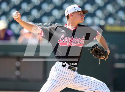 Thumbnail 1 in New Home vs. D'Hanis (UIL 1A Final) photogallery.