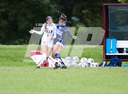 Thumbnail 2 in Bishop Grimes vs Tully photogallery.