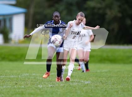 Thumbnail 1 in Bishop Grimes vs Tully photogallery.
